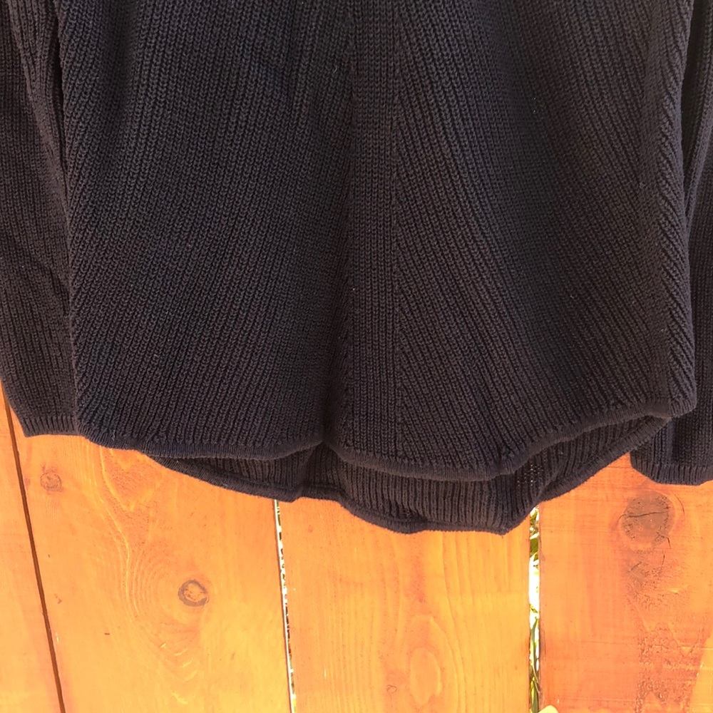 Sweater - Picture 4 of 5